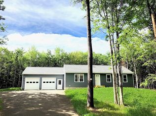5 Bluff Dr, Newcastle, ME 04553