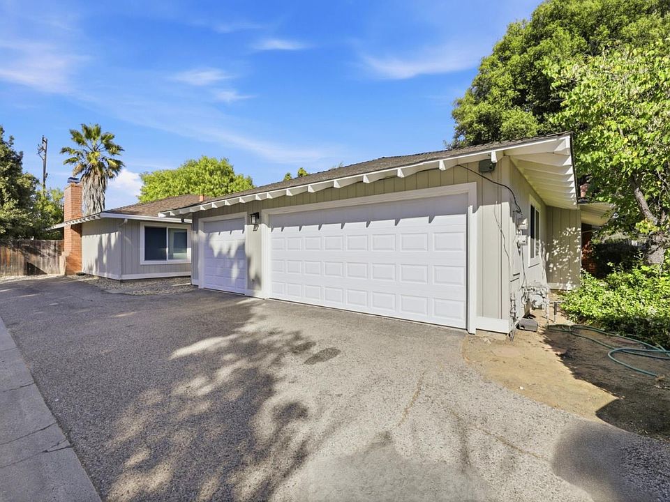 1st image of 945-947 Miramonte Ave