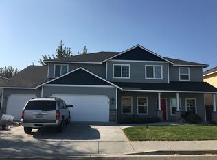 2912 S Rainier Pl, Kennewick, WA 99337