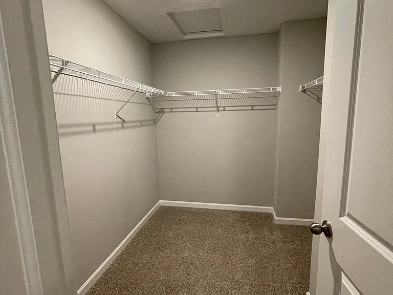 walk-in closet
