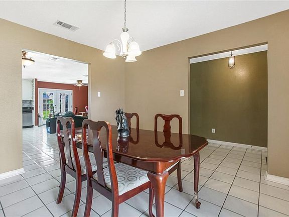 3rd image of 2232 Northbrook Dr