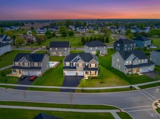 12513 S Willowgate Ln, Plainfield, IL 60585