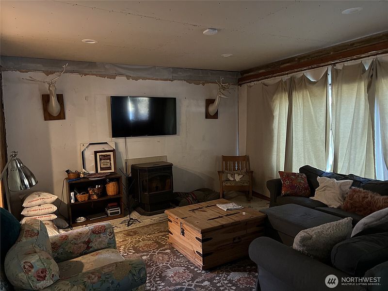 3rd image of 136 4th Street