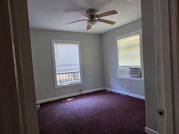 5th image of 2514 S Maple St