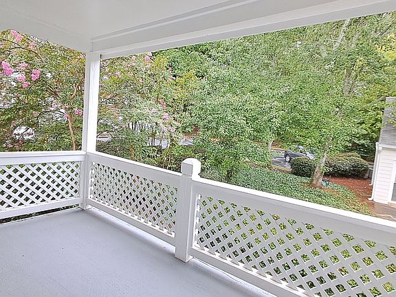 5th image of 3024 Camden Way