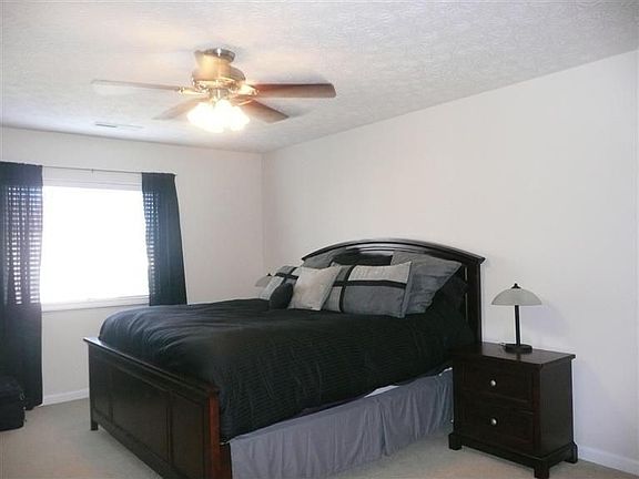 5th image of 2950 Kant Pl