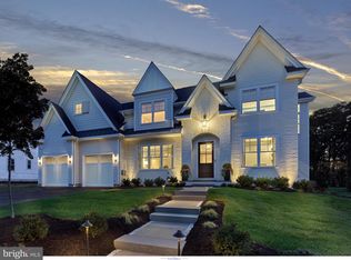 204 Walnut Tree Ln, Malvern, PA 19355