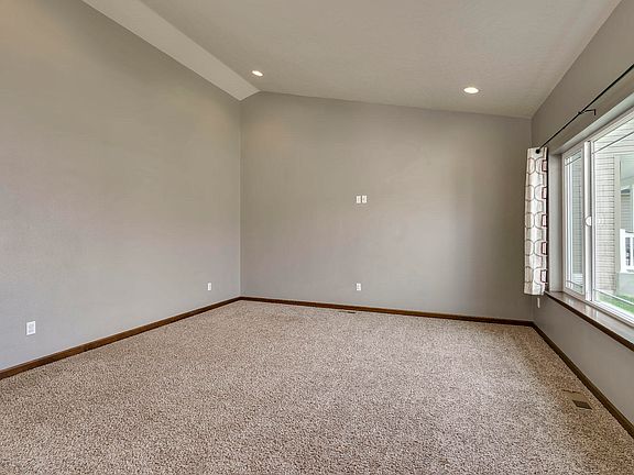 5th image of 12346 W Wellington Ave