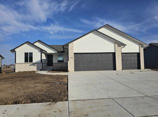 1916 S Stephanie St, Wichita, KS 67207