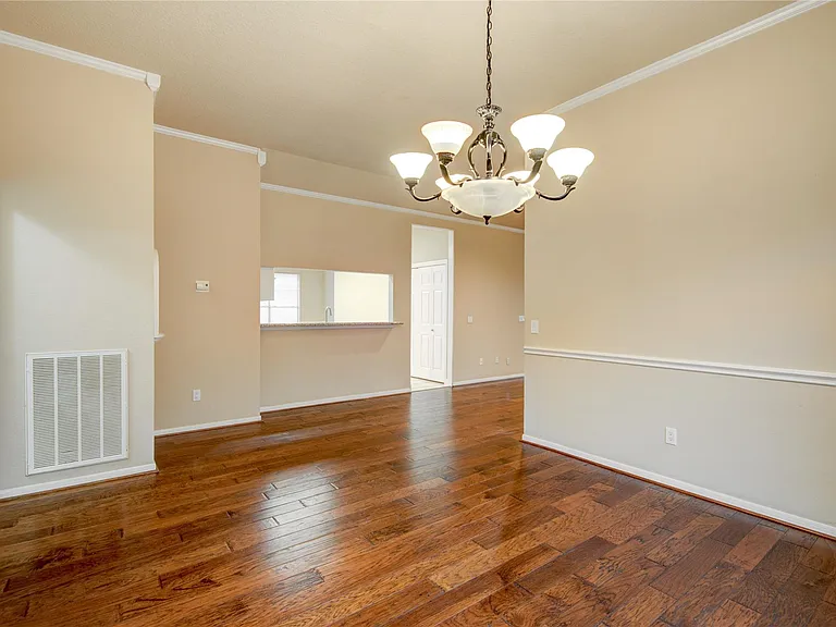 18422 Auburn Woods Dr — Photo 18