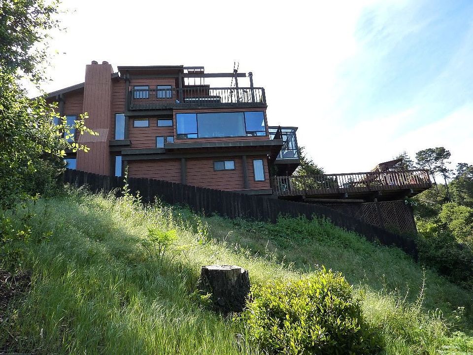 Front with open space