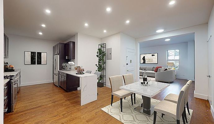 1st image of 57 W 58th St