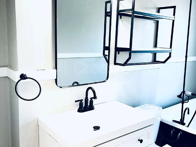 9709 Loretta Ave #7 — Photo 6
