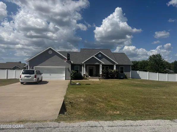 4571 E 25th St, Joplin, MO 64804