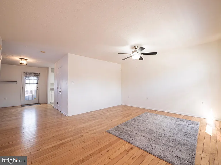 173 Equestrian Dr — Photo 3