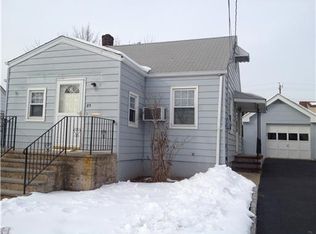 85 Larch St, Port Reading, NJ 07064