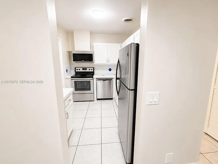 5800 NE 22nd Way #508 — Photo 3