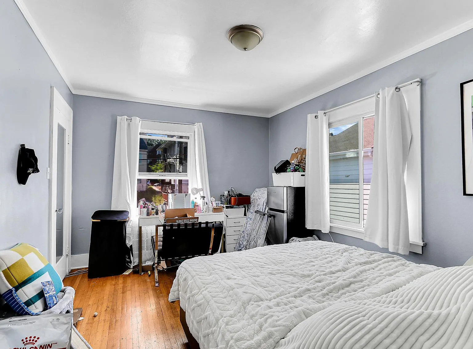 11 bed, 3320 sqft, $11,500 — Photo 2