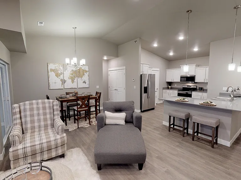 Maple Wood Townhomes — Photo 8