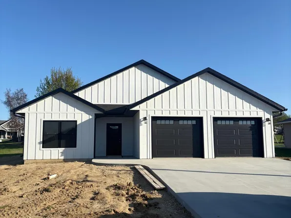 1101 Courtney Dr, Caledonia, MN 55921