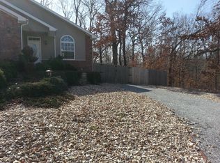 7 Tennyson Ln, Bella Vista, AR 72714
