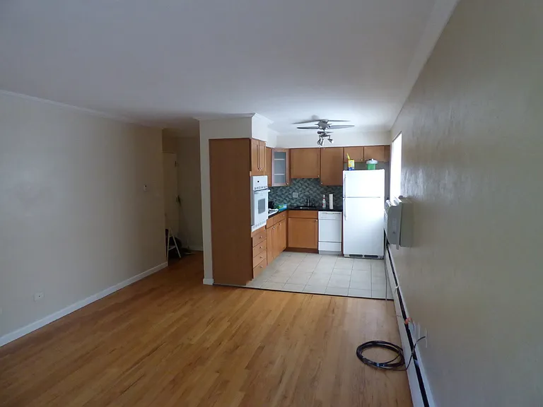 1056 N Marion St #201 — Photo 8