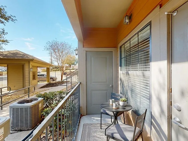 Carmel Canyon Apartments — Photo 30
