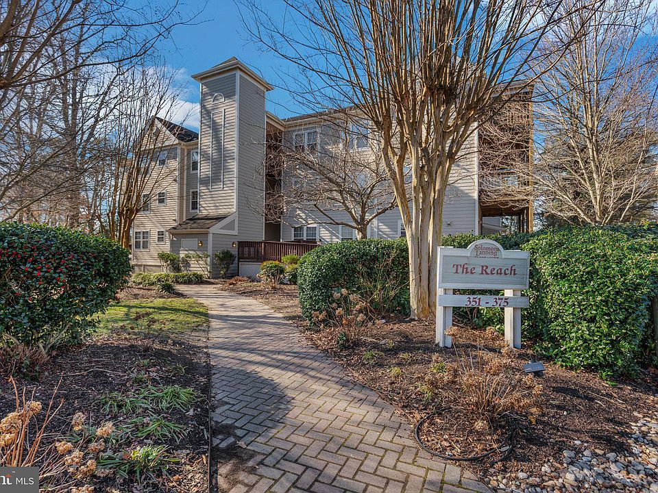 1st image of 371 Driftwood Ln #371