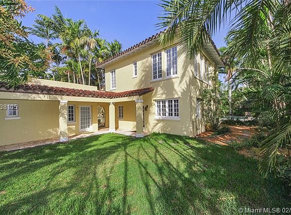 Magnificent Old Spanish 2 Property Compound