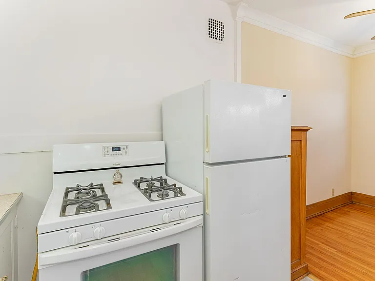 2719 Park Ave #201 — Photo 7