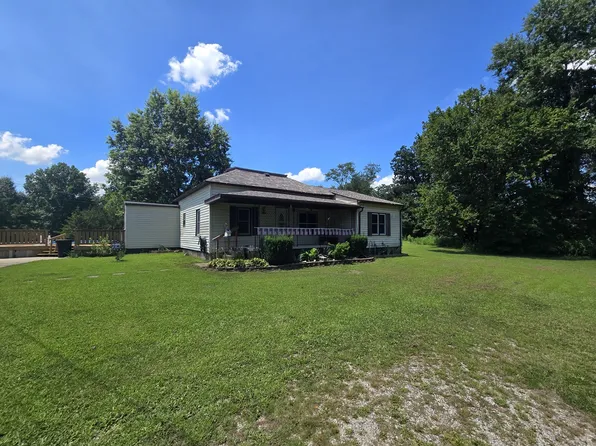 4707 E State Highway 15, Woodlawn, IL 62898