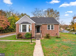 1817 Sunnyside Ln, Essex, MD 21221