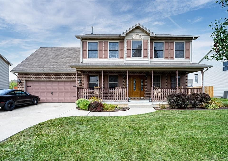 1st image of 305 Aspen Ct