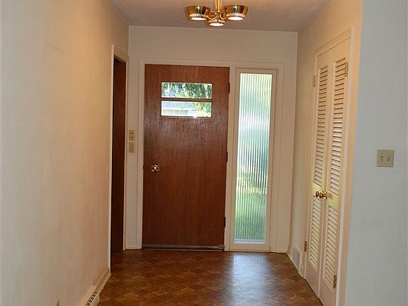 2nd image of 307 Crescent Dr
