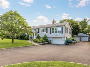 328 Beardsley Rd, Shelton, CT 06484