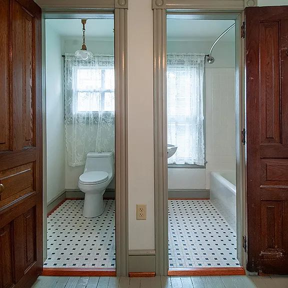 126-2 S Church St #2 — Photo 7