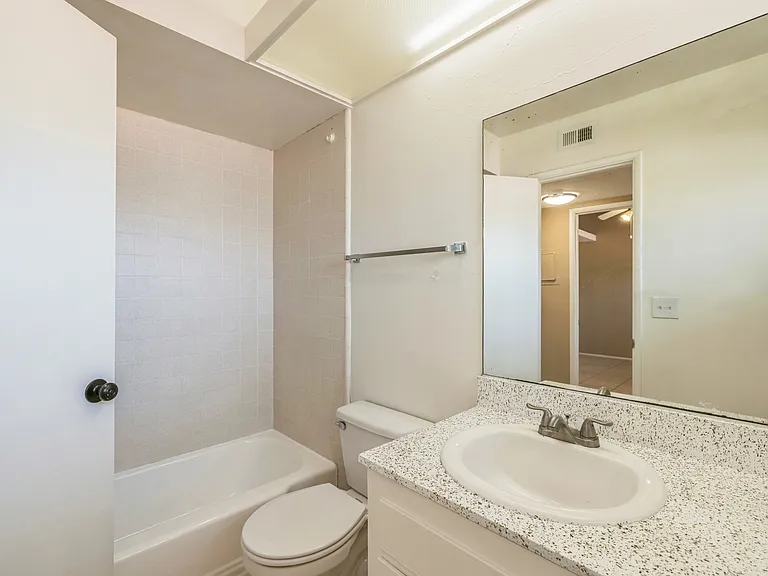 73355 Guadalupe Avenue — Photo 22