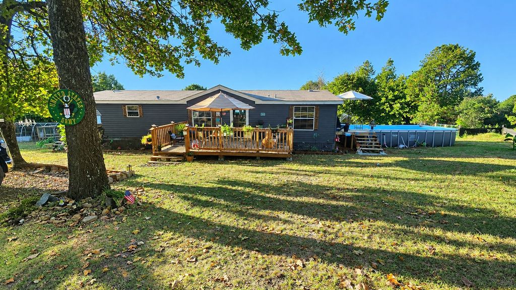 428 Stone Mountain Rd - Property Image