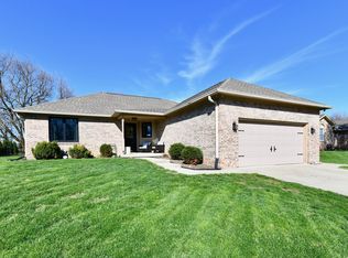 517 Martha Eunice Ln, Clayton, IN 46118