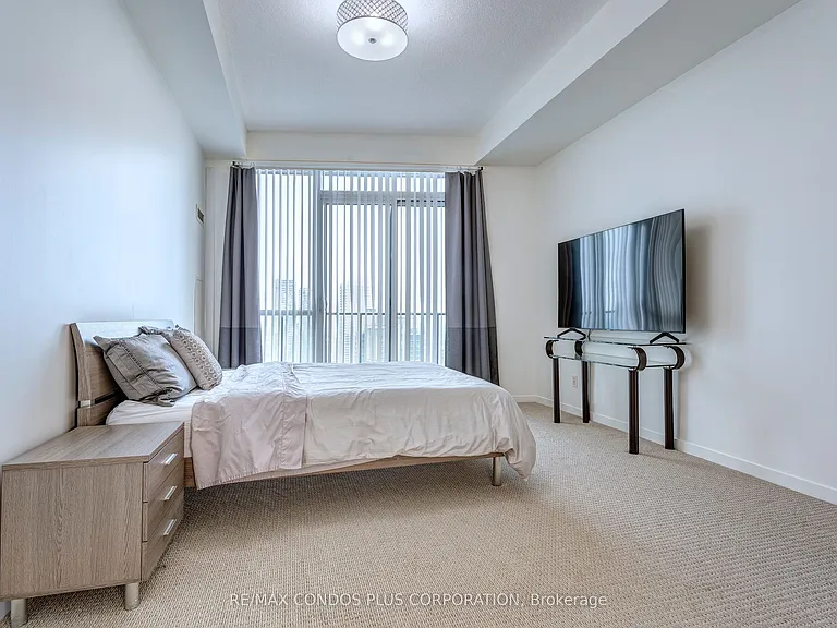 65 Bremner Blvd #5303 — Photo 17