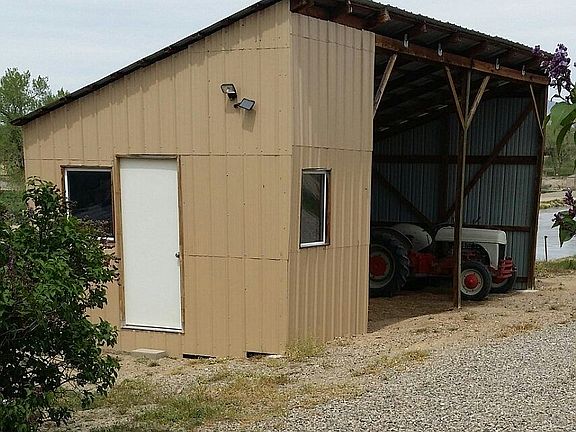 Tack Room Hay Area