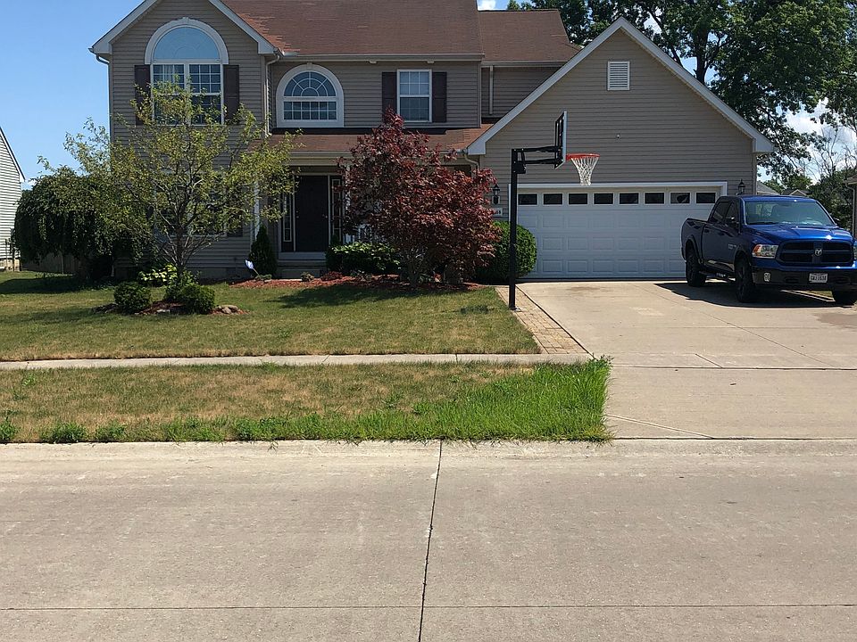 1st image of 3868 Martins Run Dr