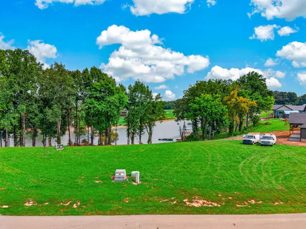 40 English Mountain Point, White Pine, TN 37890