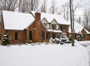 7545 Thistle Ln, Novelty, OH 44072