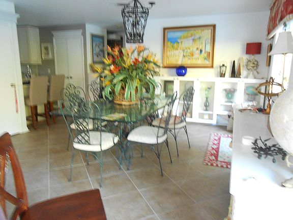DINING / LIVING ROOM OPEN CONCEPT