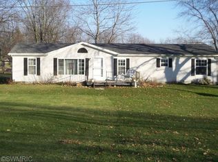 2923 Park Rd, EAU CLAIRE, MI 49111