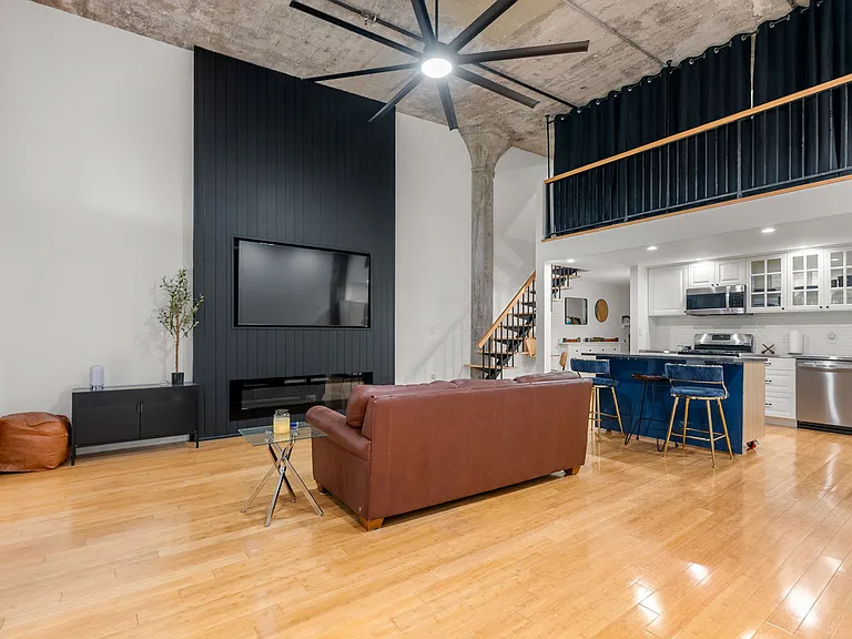 156 Porter St #309 — Photo 4