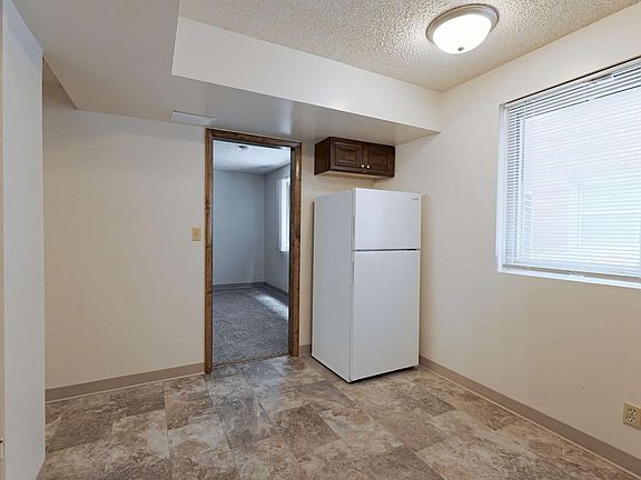 3rd image of 1535 F St #X1