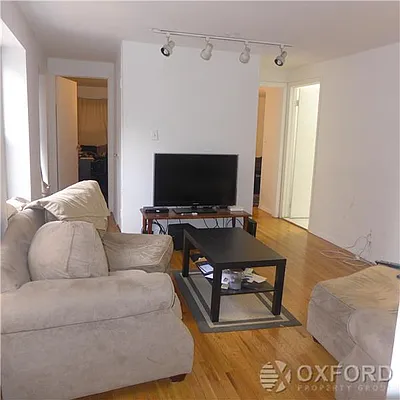 Rented by Oxford Property Group | media 8
