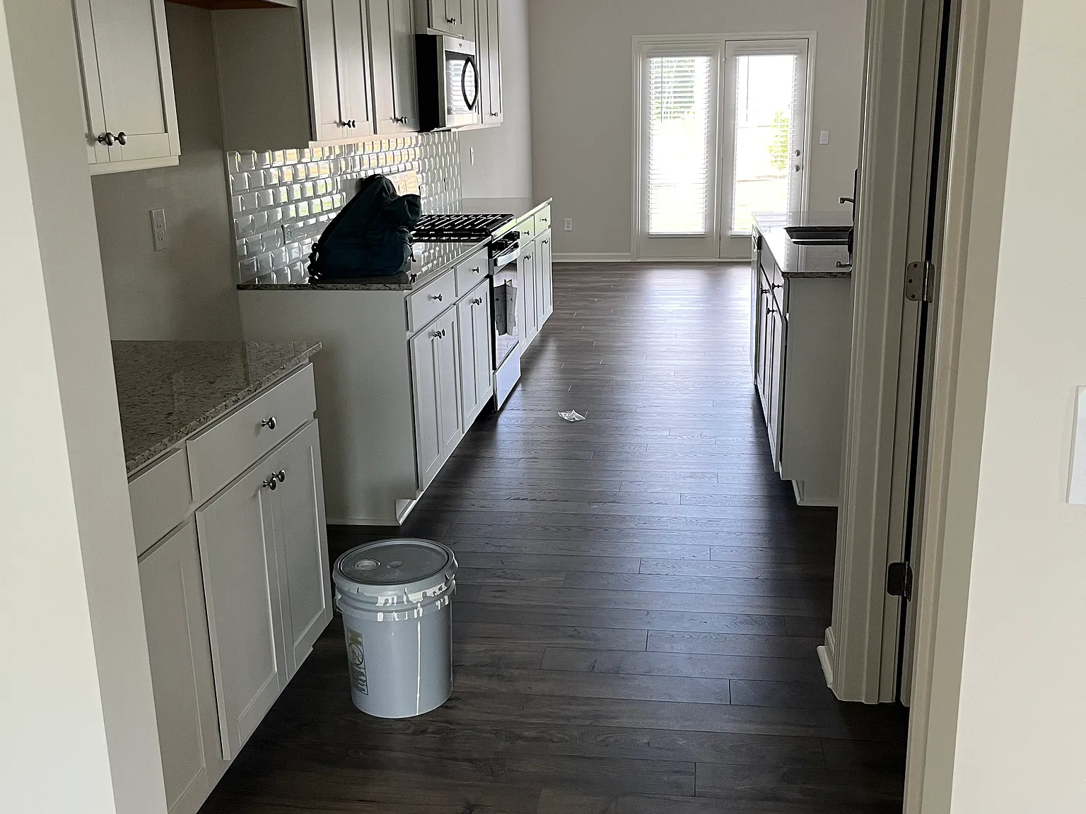5 bed, 3209 sqft, $2,950 — Photo 4